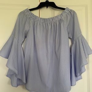 Bell sleeve top